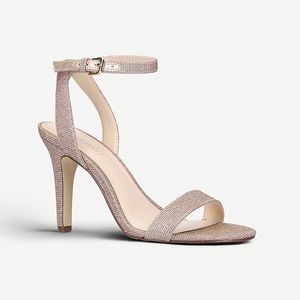 Platinum silver dressy heels